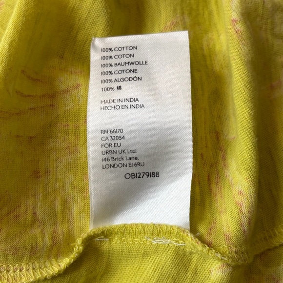 Anthropologie pilcro Yellow Floral springtime Short Sleeve Tee size large - Picture 13 of 15